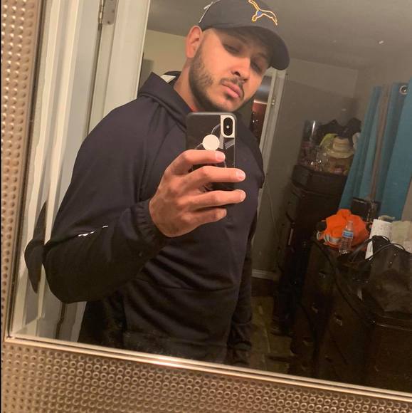 Meet your Posher, Omar - Picture 1 of 1